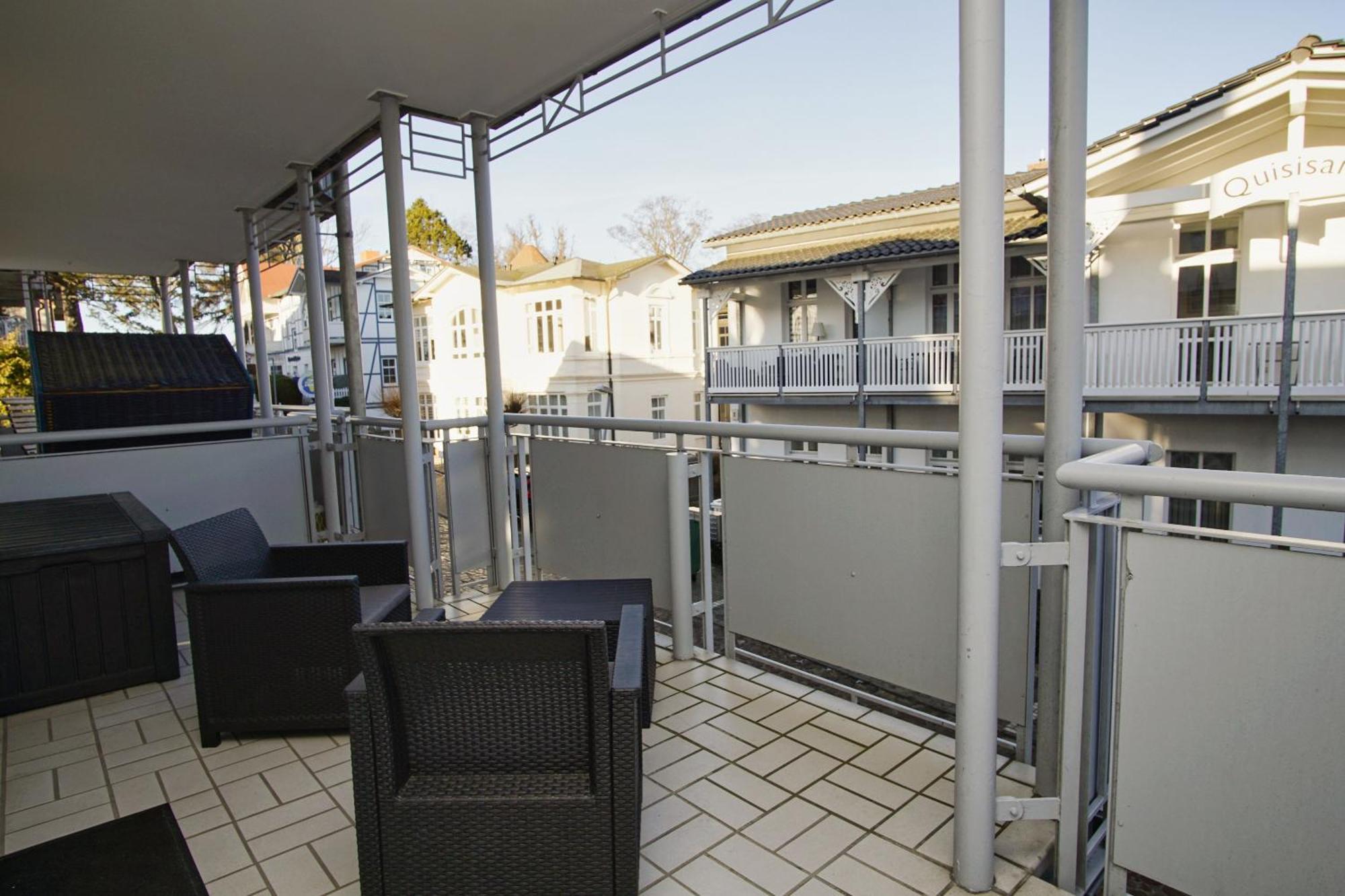 Zentrale Fewo Mit Balkon, Gratis Nutzung Vom Ahoi Erlebnisbad Und Sauna In Sellin - Villa Buskam Fewo 27 Goehren  Extérieur photo